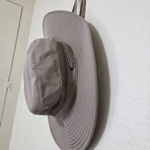 Orvis Taupe Outdoor Adventure Hat